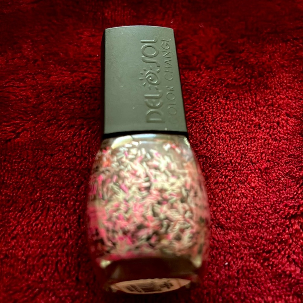 1 brand new nail polishes from DELSOL